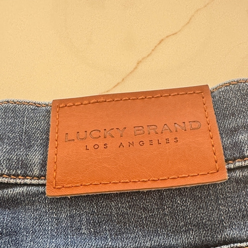 Lucky Brand Indigo Denim Jeans - Picture 4 of 5